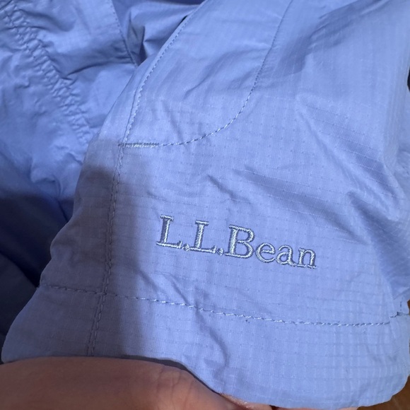 L.L. Bean Purple Hooded Rain Jacket Pockets Zipper Snap Velcro Closure Sz M - Picture 9 of 11